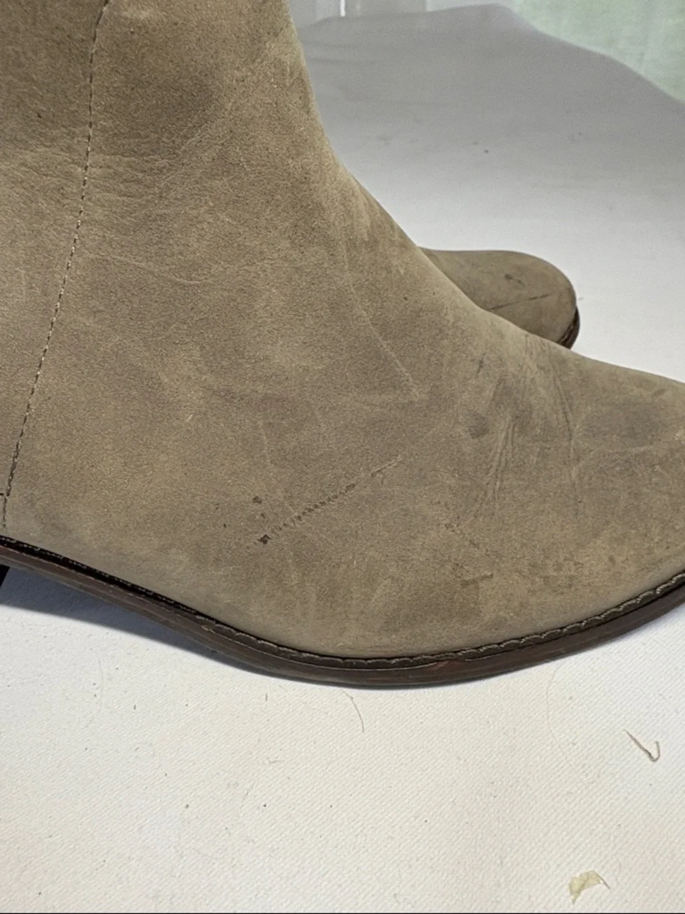 Vionic Taupe Weather Resistant Leather Ankle Booties with Felt Collar 7.5